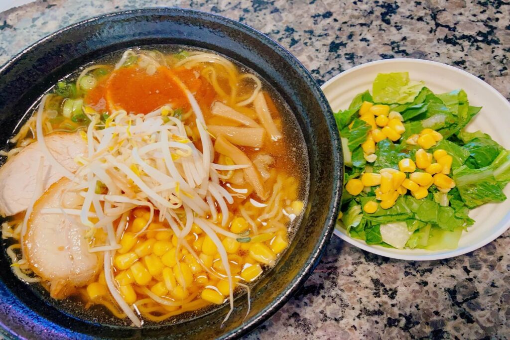 ラーメン、サーバーの仕事