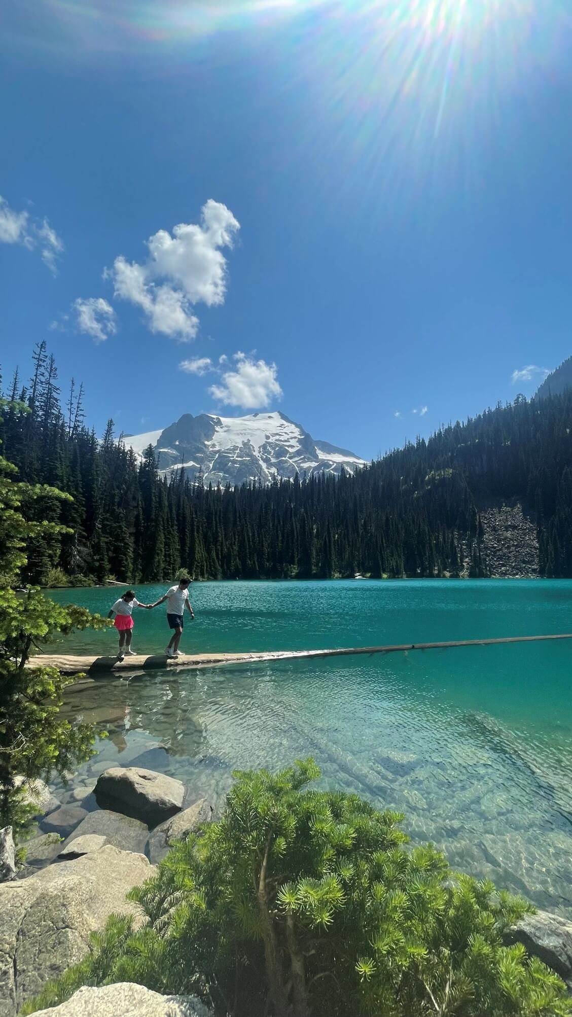 カナダのバンクーバーの湖